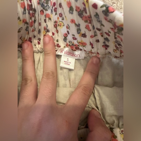 Floral skirt - Picture 2 of 3